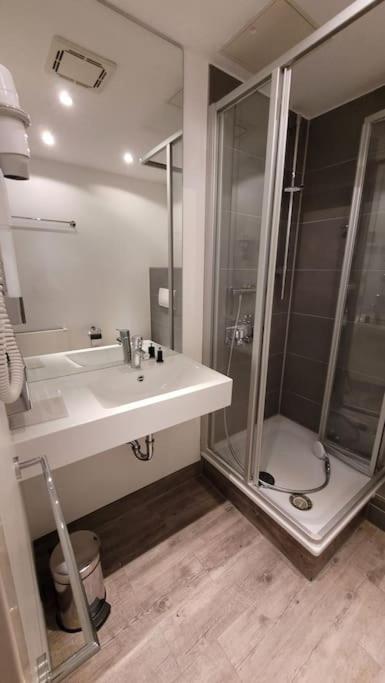 Nice Apartment In Modern Center Of Duesseldorf 外观 照片